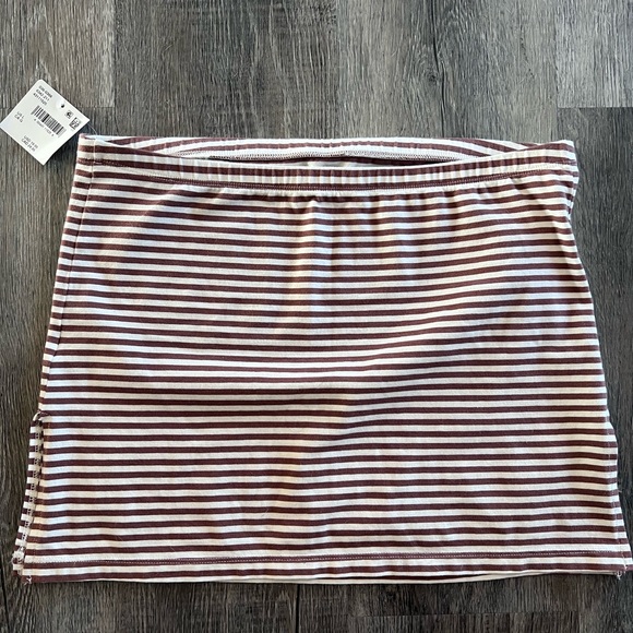 American Eagle main squeeze side slit tube top - Picture 5 of 7